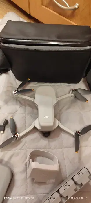 DJI Mini 2 Fly More Combo - Bardzo dobry stan