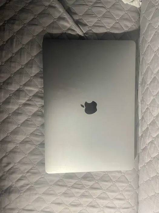 Apple MacBook Air - Stan bardzo dobry