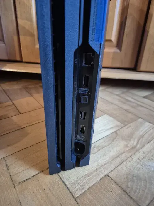 Sony PS4 Pro 1TB - Używany