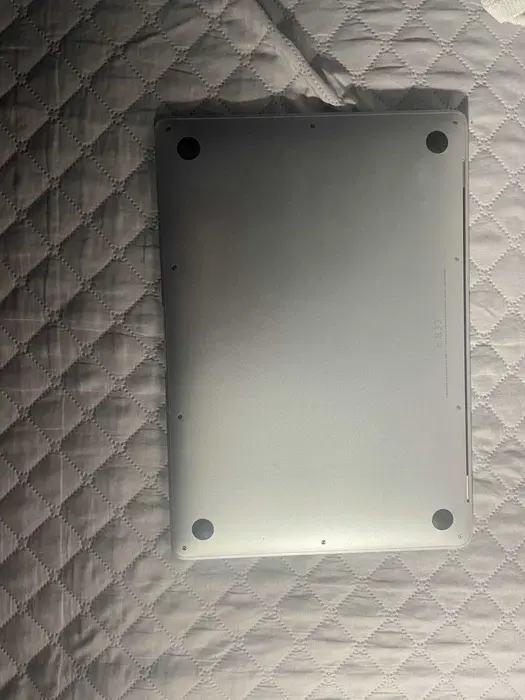 Apple MacBook Air - Stan bardzo dobry